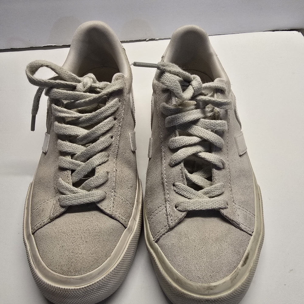 Veja Suade White Women Sneakers Size 6